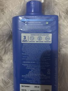 The Derma Co. Anti-Acne Body Wash