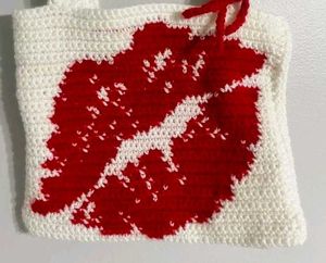 -`♡´-Crochet Lips Tapestry-`♡´-