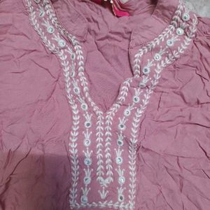 Pink kurta, Size is L but will fit M