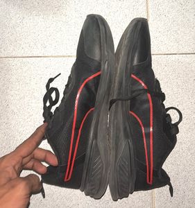 ORIGINAL PUMA Black Sports Shoes | Like New | Size