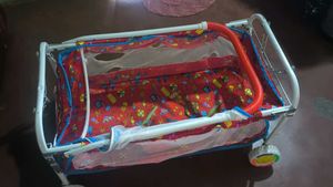 Baby Crib with wheel