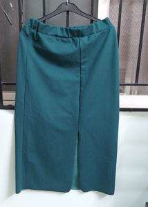 Slit Midi Skirt