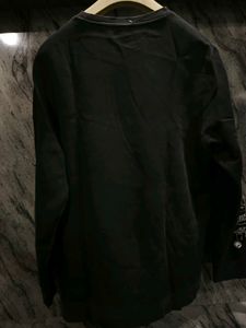 Black Crew Neck Graphic Sweatshirt