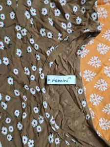 Bundle of Two Printed Tops