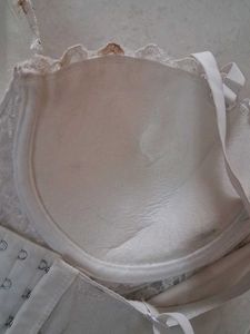 M Sparkling White Lace Bra