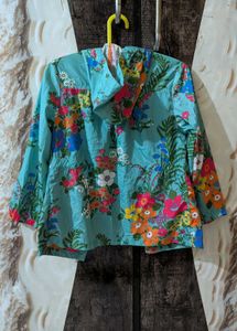 Bright Floral raincoat for 7yrs kids✨