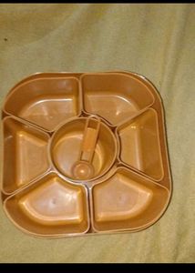 Multi-Compartment Spice Box