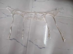 Lace Trimmed Garter Belt(1400)