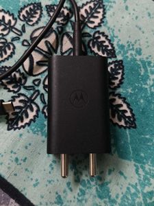 Motorola Charger - 68W with original cable