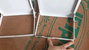 Compact White Shelf Unit