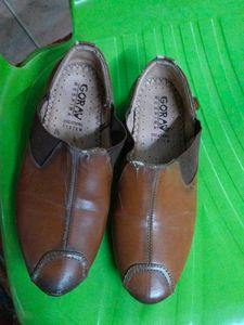 Sports Shoes