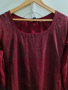Elegant Maroon Kurta with Sparkly Detail