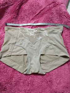 Women's High-Waisted Shaping Briefs