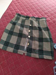 Wom Short Skirt