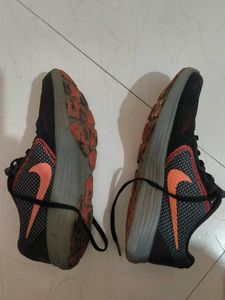 Nike Running Shoes - Revolution 3