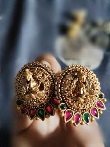 Exquisite Gold Tone Earrings with Embellishments