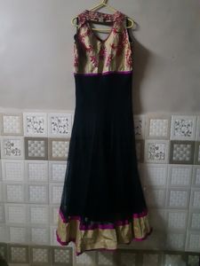 elegant gown and comfortable to wear 😊