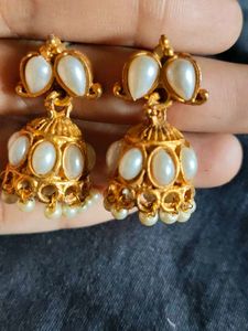 Elegant Pearl Jhumka Earrings