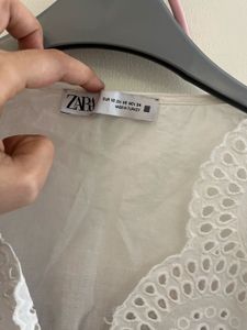 Chic White Broderie Anglaise V-Neck Top