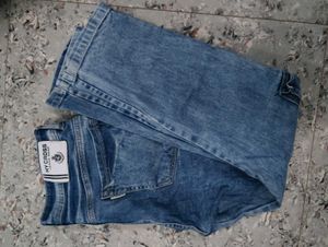 Stylish Men's Blue Cargo Jeans