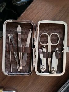 manicure kit