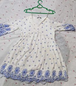 ZUDIO Embroidered White Tunic