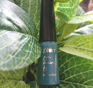 Plum Blue Eye Liner