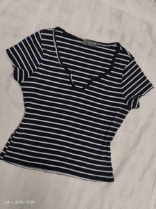 Striped V-Neck Cropped Top