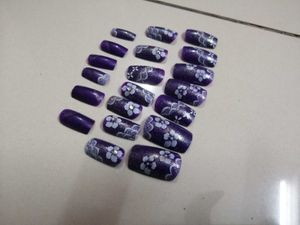 Premium Purple Lace Press-On Nail Set
