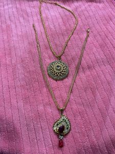 combo for two pendent sets
