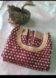 – Elegant Maroon Sharara Set with Golden Work ✨”