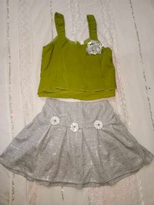 Girls' Green Top &amp; Skirt Set