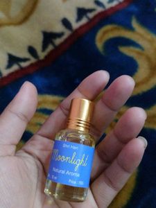 Unisex Soothing Attar : Moonlight