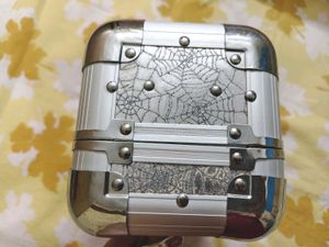 Jewellery box