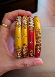 Set of 4 Red &amp; Yellow Bangles