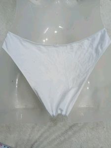 ⚛️ White Simple Look 30 Size
