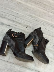 Stylish Black Ankle Boots