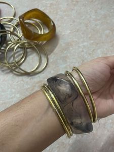 Chunky Resin &amp; Gold Bangle Set of 5