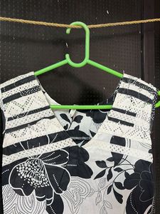 black n white short kurti