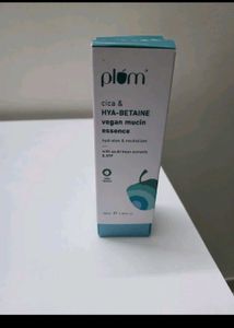 Plum Cica & Hya-Betaine Vegan Mucin Essence