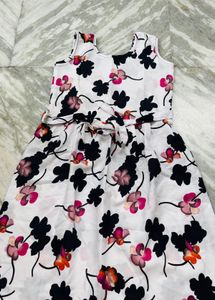 Floral Print Sleeveless Dress