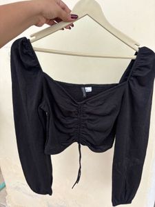 H&amp;M Black RUCHED Top
