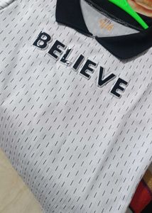 Korean ' T-Shirt 🇰🇷