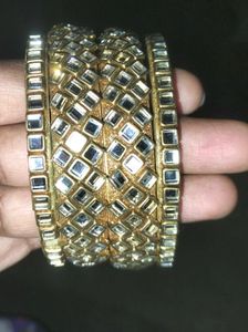 Exquisite Kundan Bangles