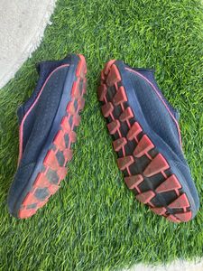 Comfortable Navy &amp; Pink Slip-On Shoes
