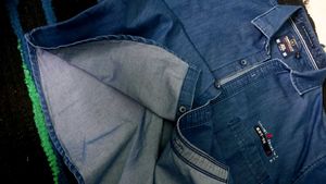 Classic Denim Shirt xL