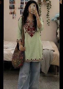 Elegant Light Green Embroidered Kurta