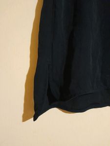 Black Sleeveless Top
