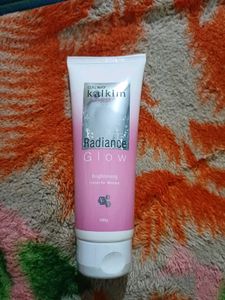 Rose toner-1,scrub-1,navaratna hair oil-1,ship-1,b