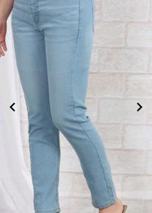 Light Wash Denim Jeans Womens